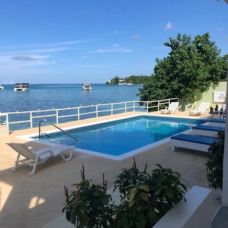 فندق Ocean Palms أوشو ريوس المظهر الخارجي الصورة
