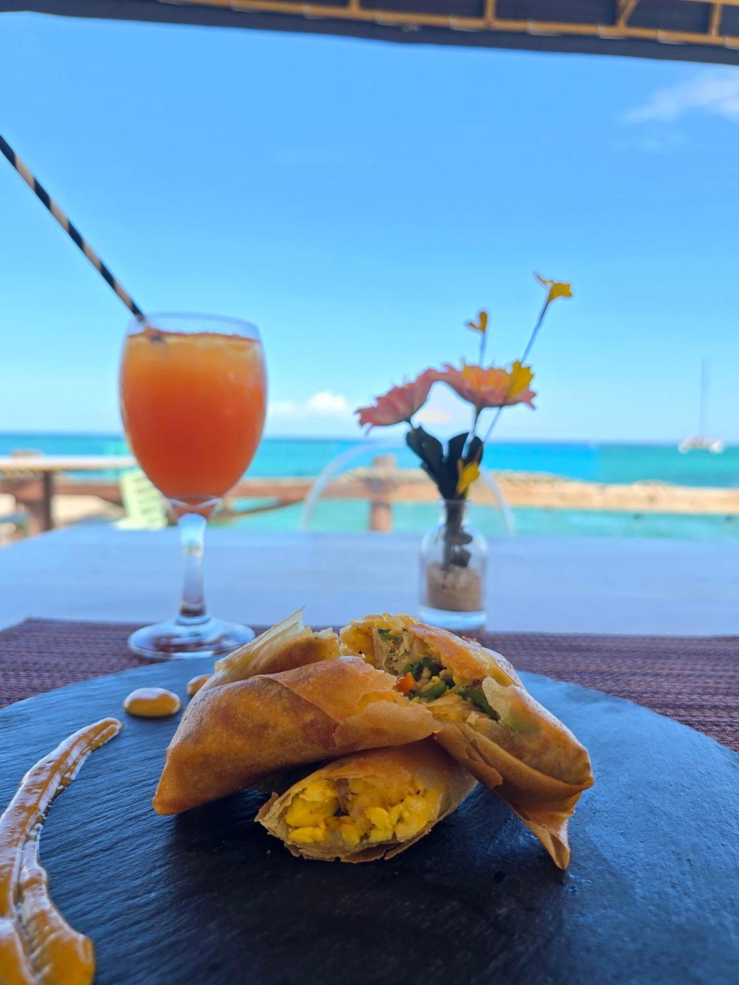 فندق Ocean Palms أوشو ريوس المظهر الخارجي الصورة